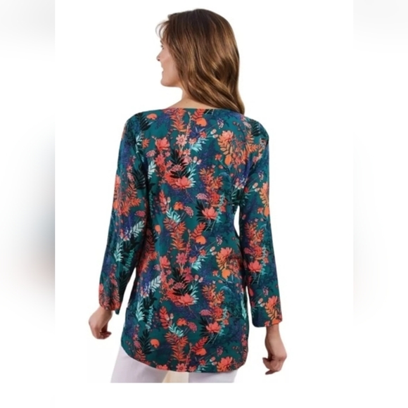 Soft Surroundings Nova Floral Button up Top Size M - Picture 2 of 3